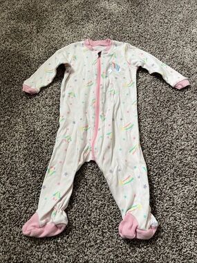 Tuffy Pink Trim Unicorn Print Footed One-Piece Size 6 Months